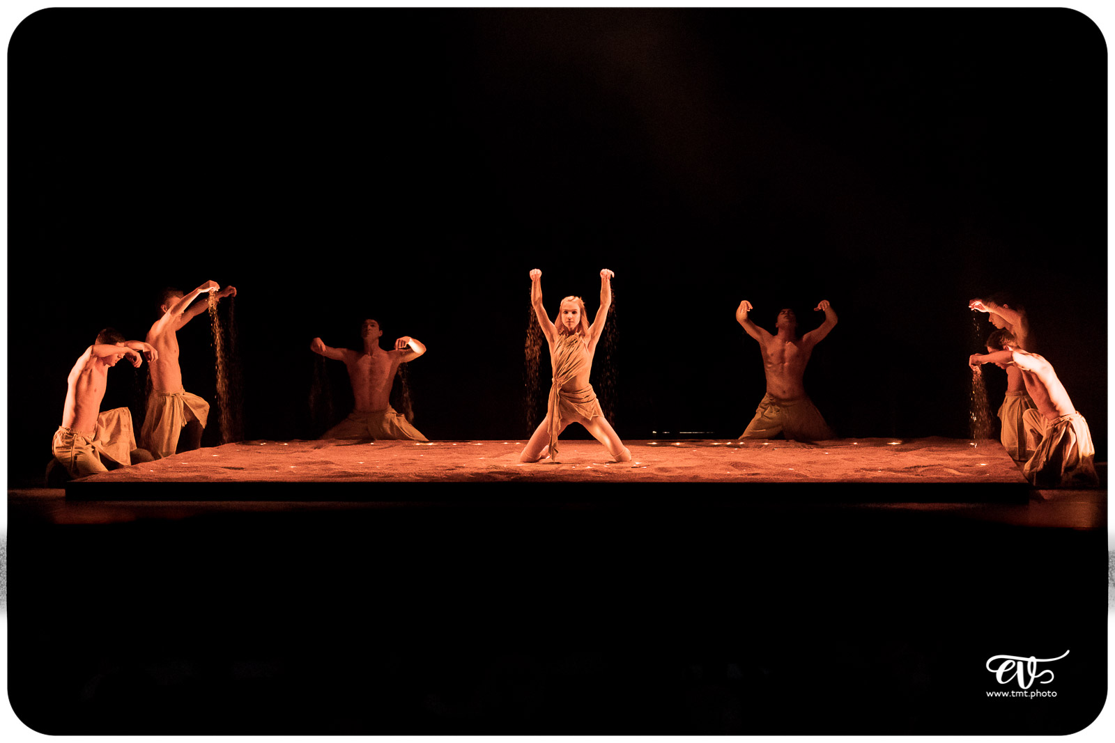 MY LAND (RECIRQUEL COMPANY)